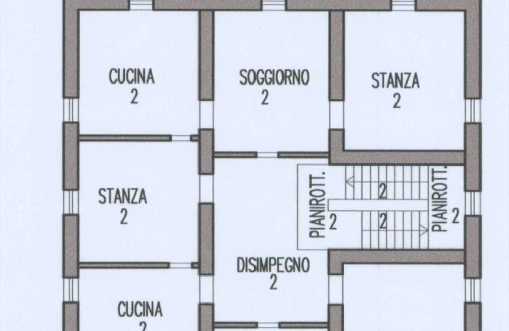 AMPIO EDIFICIO A BIACESA DA RISTRUTTURARE  - Vendita Edificio terra-cielo Ledro (fraz. Biacesa) Valle di Ledro