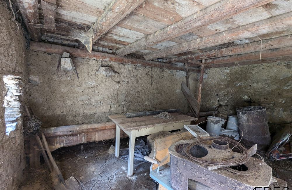 ANTICO FIENILE E TERRENI IN LOCALITA’ CROINA - Vendita Rustico Ledro (fraz. Tiarno di Sotto) Valle di Ledro
