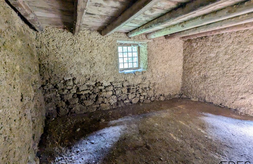 ANTICO FIENILE E TERRENI IN LOCALITA’ CROINA - Vendita Rustico Ledro (fraz. Tiarno di Sotto) Valle di Ledro
