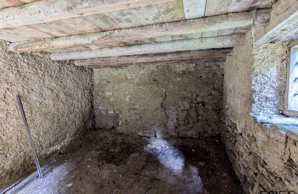 ANTICO FIENILE E TERRENI IN LOCALITA’ CROINA - Vendita Rustico Ledro (fraz. Tiarno di Sotto) Valle di Ledro
