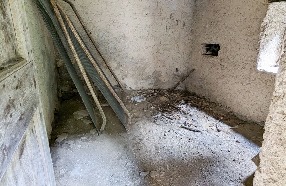 ANTICO FIENILE E TERRENI IN LOCALITA’ CROINA - Vendita Rustico Ledro (fraz. Tiarno di Sotto) Valle di Ledro