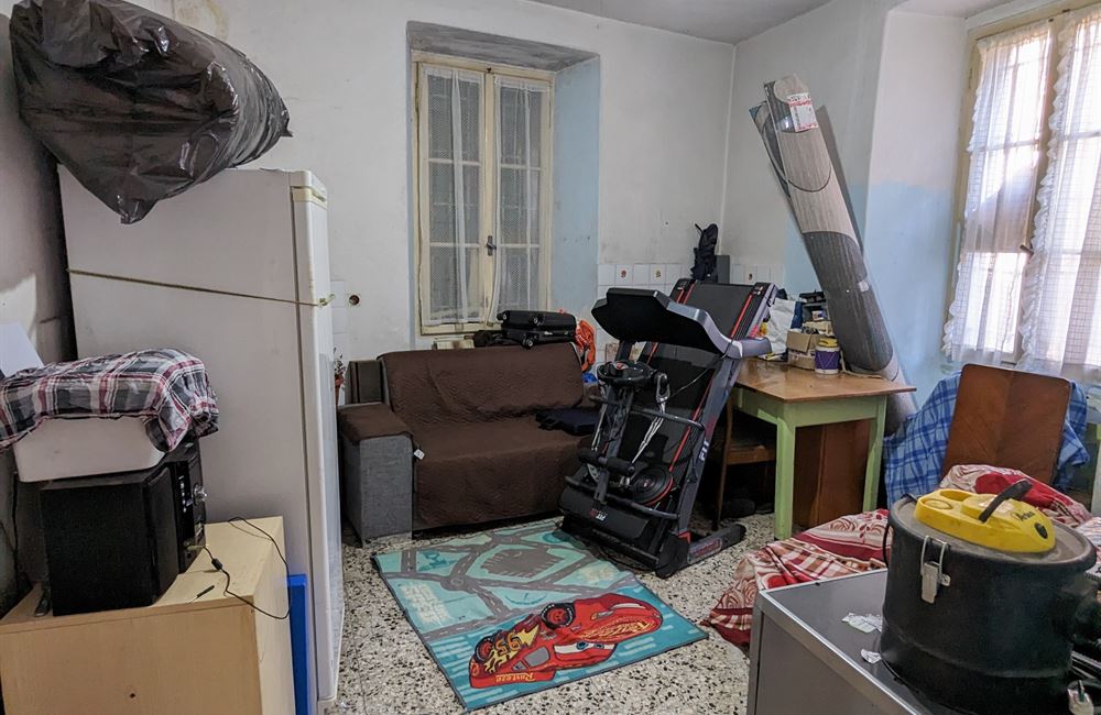 APPARTAMENTO PIANO PRIMO CON AMPI LOCALI ACCESSORI E PICCOLO CORTILE - Vendita Appartamento trilocale Ledro (fraz. Tiarno di Sopra ) Valle di Ledro