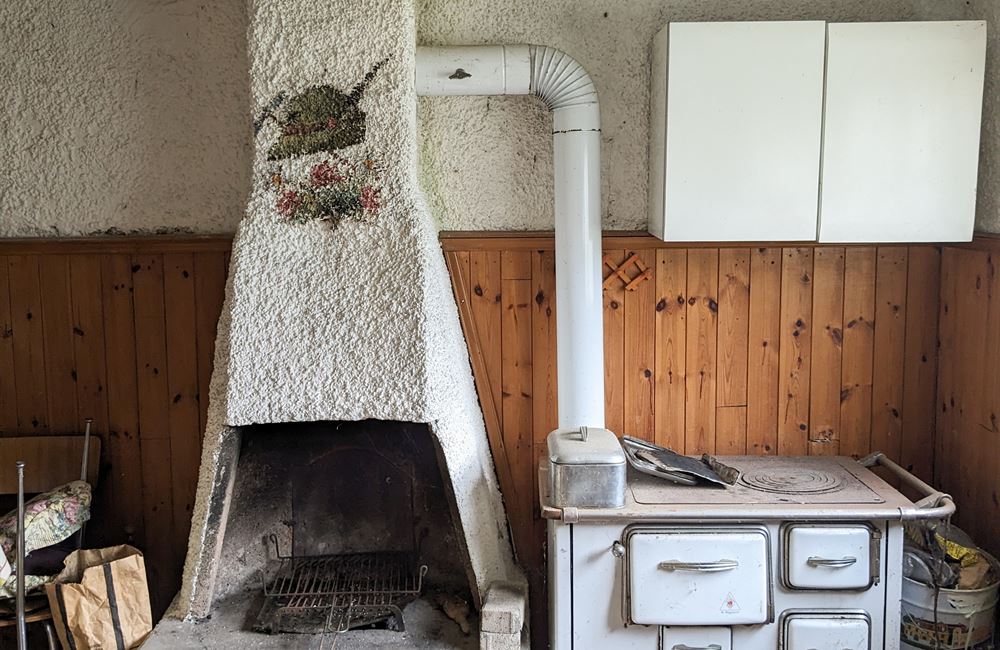 AMPIO E LUMINOSO QUADRILOCALE DA RISTRUTTURARE - Vendita Appartamento trilocale Ledro (fraz. Tiarno di Sotto) Valle di Ledro
