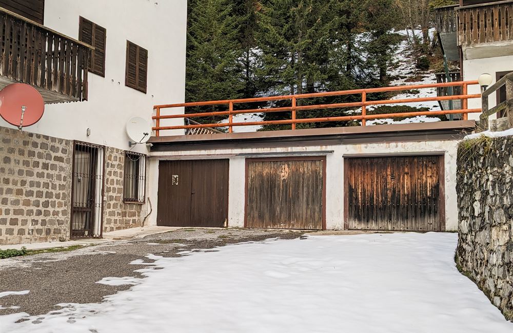 MONOLOCALE CON BALCONE E CANTINA - Vendita Appartamento monolocale Ledro (fraz. Tiarno di Sopra) Valle di Ledro