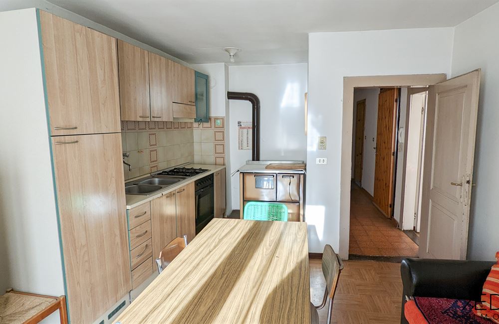 OTTIMA OPPORTUNITA' PER ACQUISTO PLURIFAMILIARE - Vendita Edificio terra-cielo Ledro (fraz. Tiarno di Sotto) Valle di Ledro