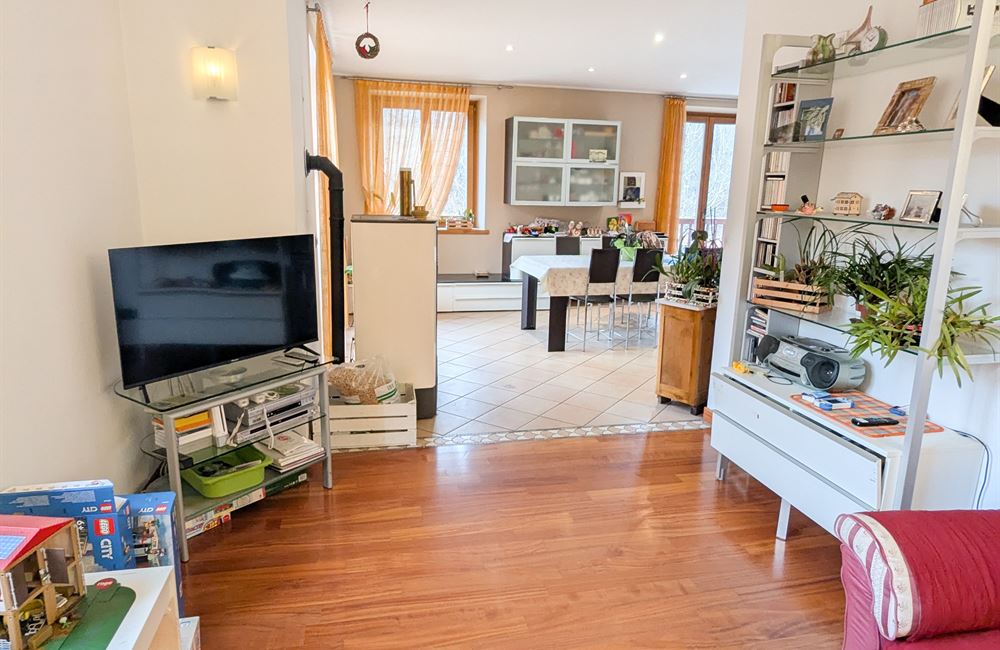 INCANTEVOLE CASA SINGOLA CON DUE APPARTAMENTI A POCHI PASSI DAL LAGO DI LEDRO - Vendita Casa Singola Ledro (fraz. Molina) Valle di Ledro