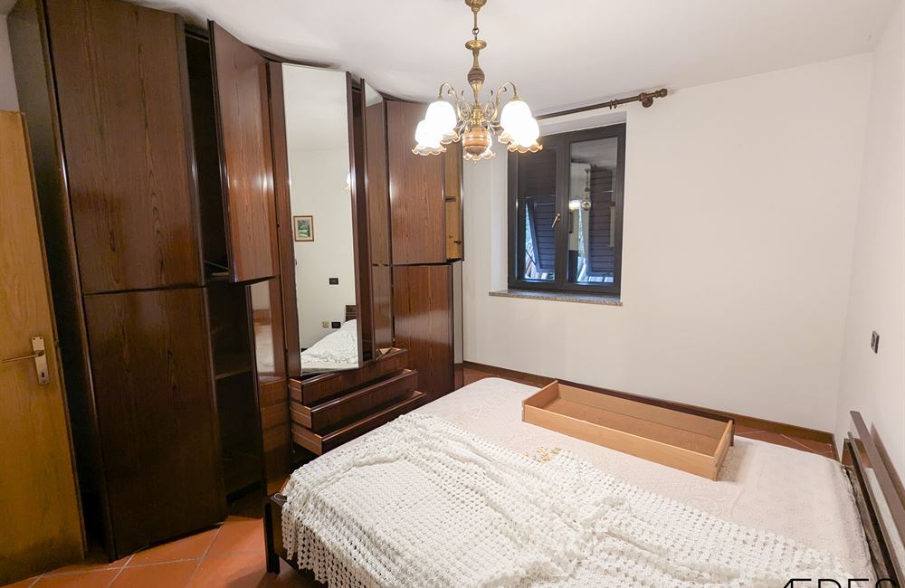 INCANTEVOLE CASA SINGOLA CON DUE APPARTAMENTI A POCHI PASSI DAL LAGO DI LEDRO - Vendita Casa Singola Ledro (fraz. Molina) Valle di Ledro