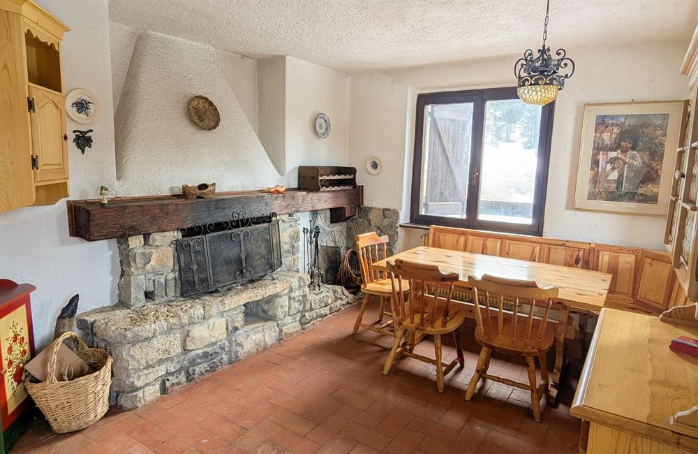 CASA SINGOLA CON TERRENO CIRCOSTANTE A TREMALZO - Vendita Casa Singola Ledro (località Tremalzo) Valle di Ledro