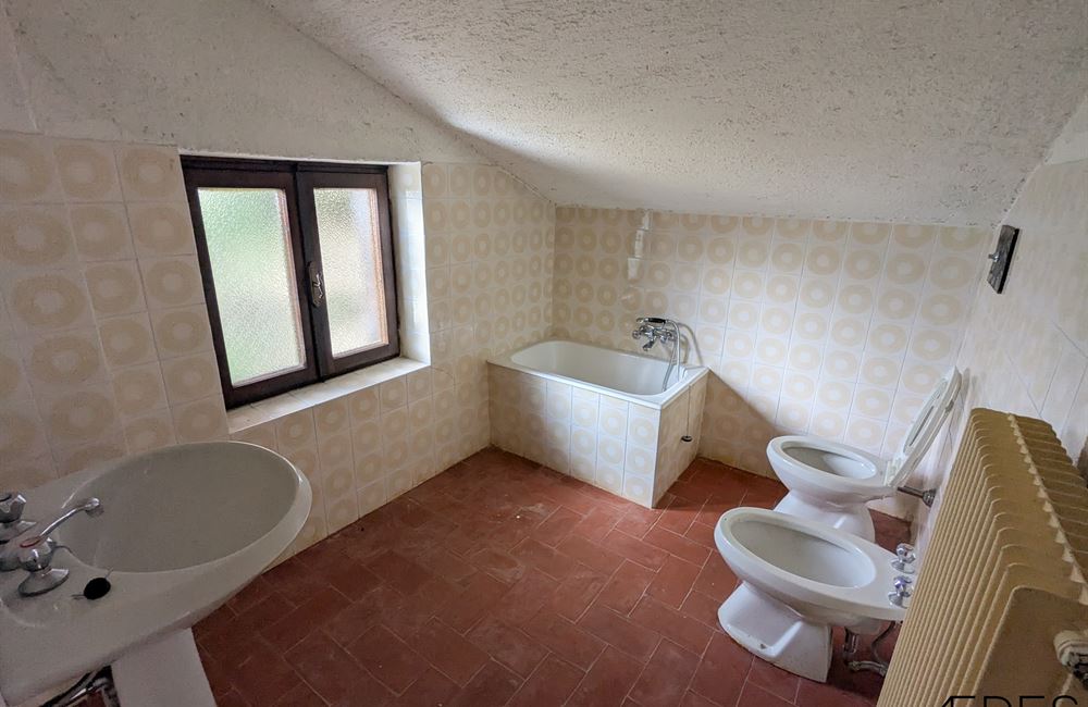 CASA SINGOLA CON TERRENO CIRCOSTANTE A TREMALZO - Vendita Casa Singola Ledro (località Tremalzo) Valle di Ledro