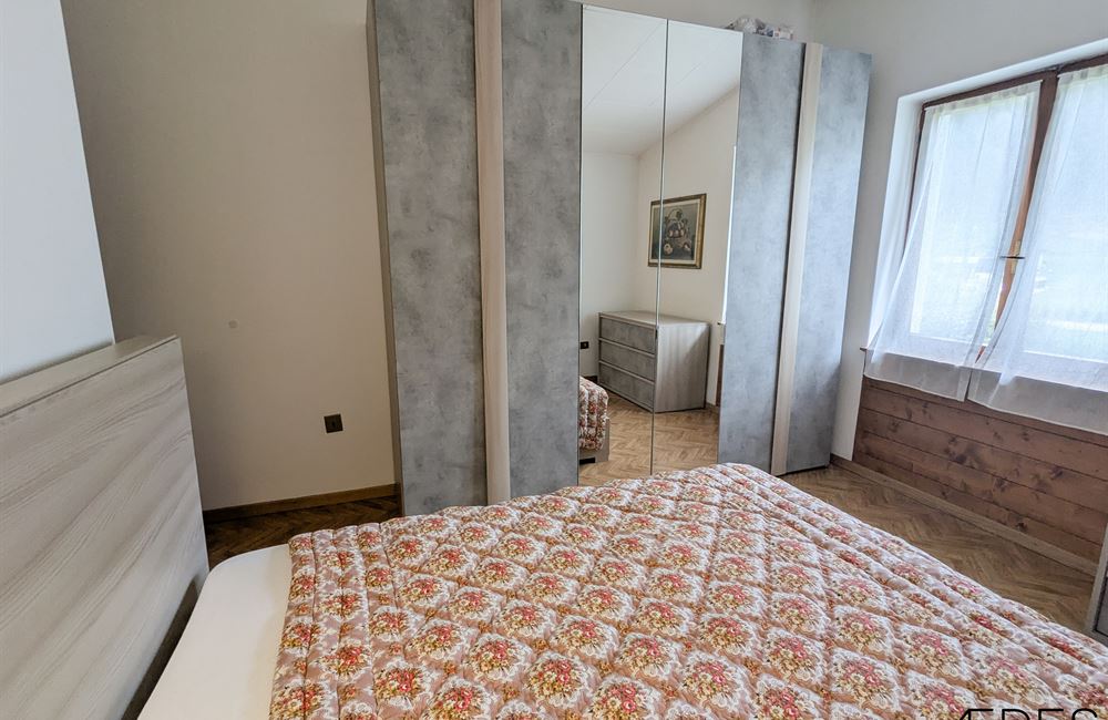CASA SINGOLA CON AMPIO TERRENO EDIFICABILE IN VENDITA - Vendita Casa Singola Ledro (fraz. Tiarno di Sopra) Valle di Ledro