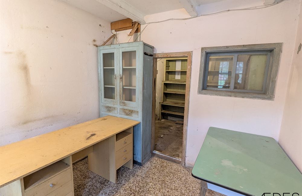CASA SINGOLA CON AMPIO TERRENO EDIFICABILE IN VENDITA - Vendita Casa Singola Ledro (fraz. Tiarno di Sopra) Valle di Ledro