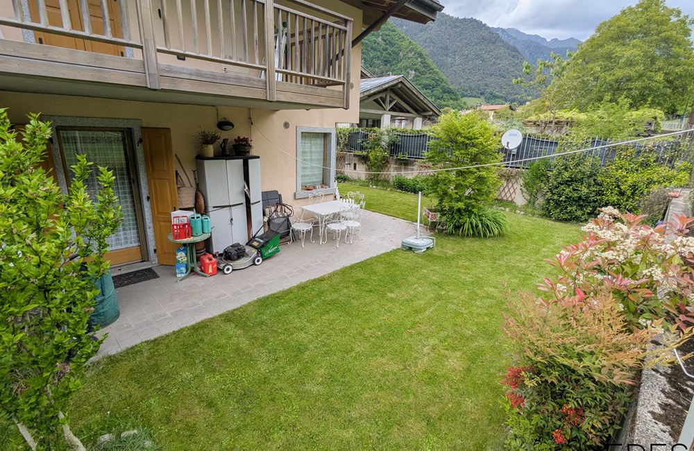 TRILOCALE CON AMPIO CORTILE PRIVATO A POCHI MINUTI DAL LAGO - Vendita Appartamento trilocale Ledro (fraz. Enguiso) Valle di Ledro
