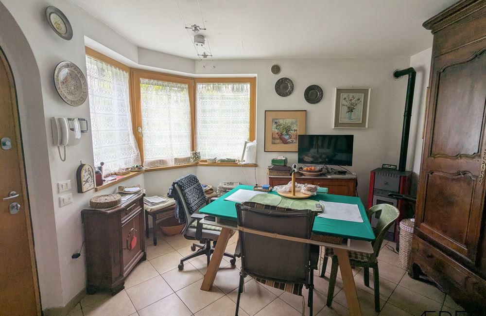 TRILOCALE CON AMPIO CORTILE PRIVATO A POCHI MINUTI DAL LAGO - Vendita Appartamento trilocale Ledro (fraz. Enguiso) Valle di Ledro