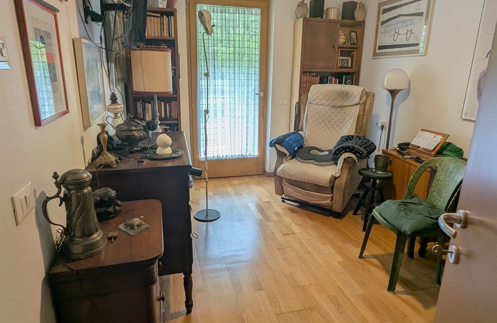 TRILOCALE CON AMPIO CORTILE PRIVATO A POCHI MINUTI DAL LAGO - Vendita Appartamento trilocale Ledro (fraz. Enguiso) Valle di Ledro