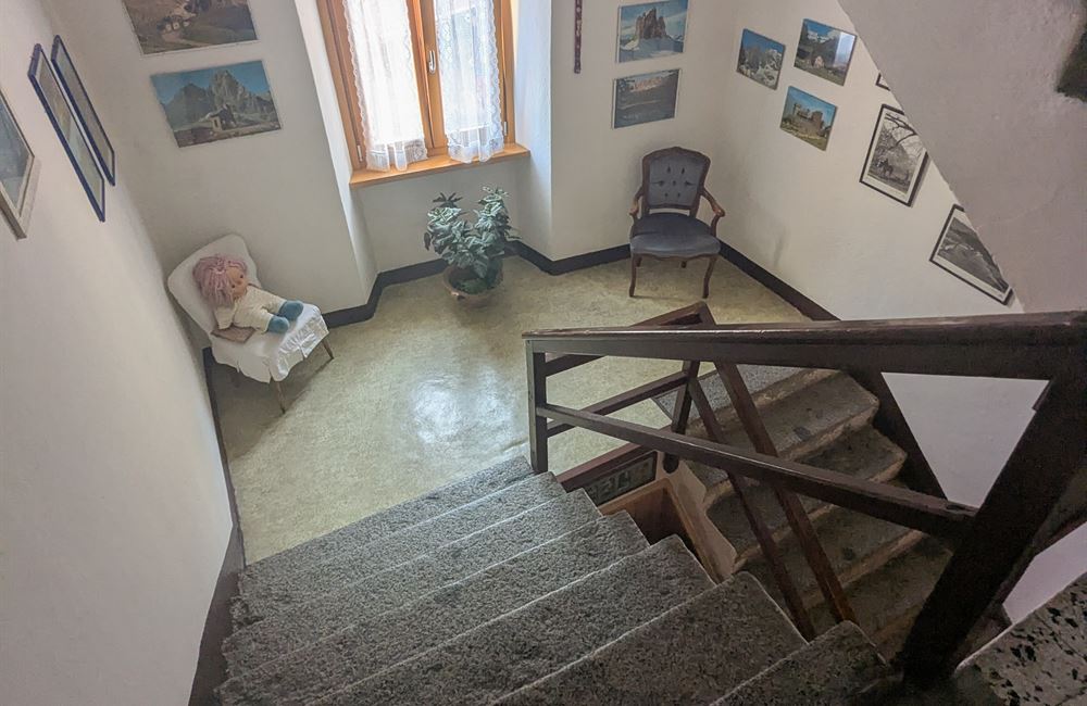 VENDITA EDIFICIO CIELO-TERRA NEL CENTRO DI LOCCA - Vendita Edificio terra-cielo Ledro (fraz. Locca) Valle di Ledro