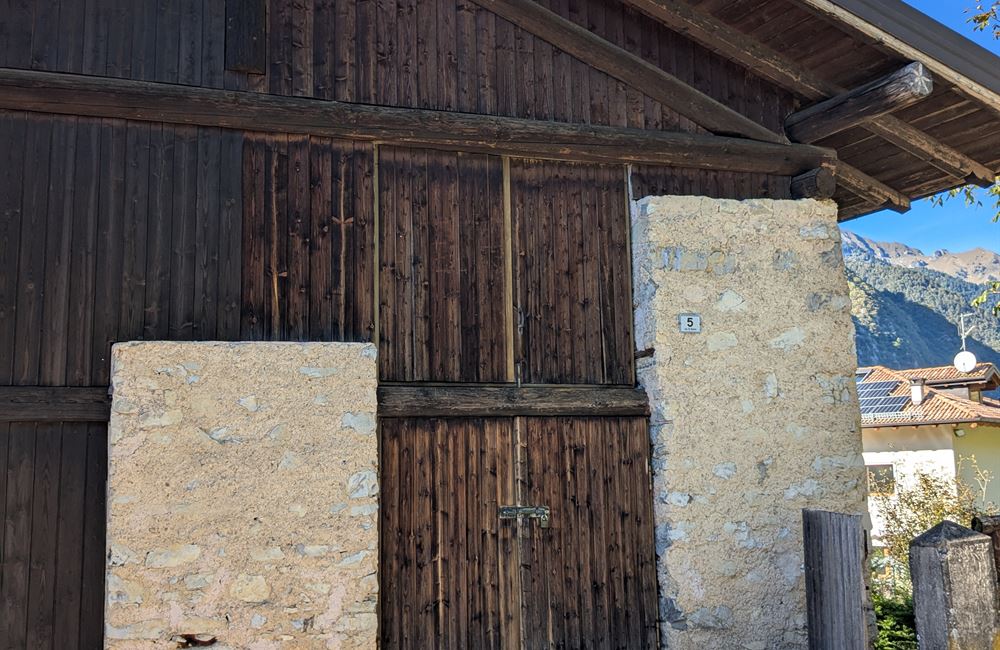 Occasione imperdibile nella splendida Val Concei! - Vendita Porzione di casa Ledro (fraz. Locca) Valle di Ledro