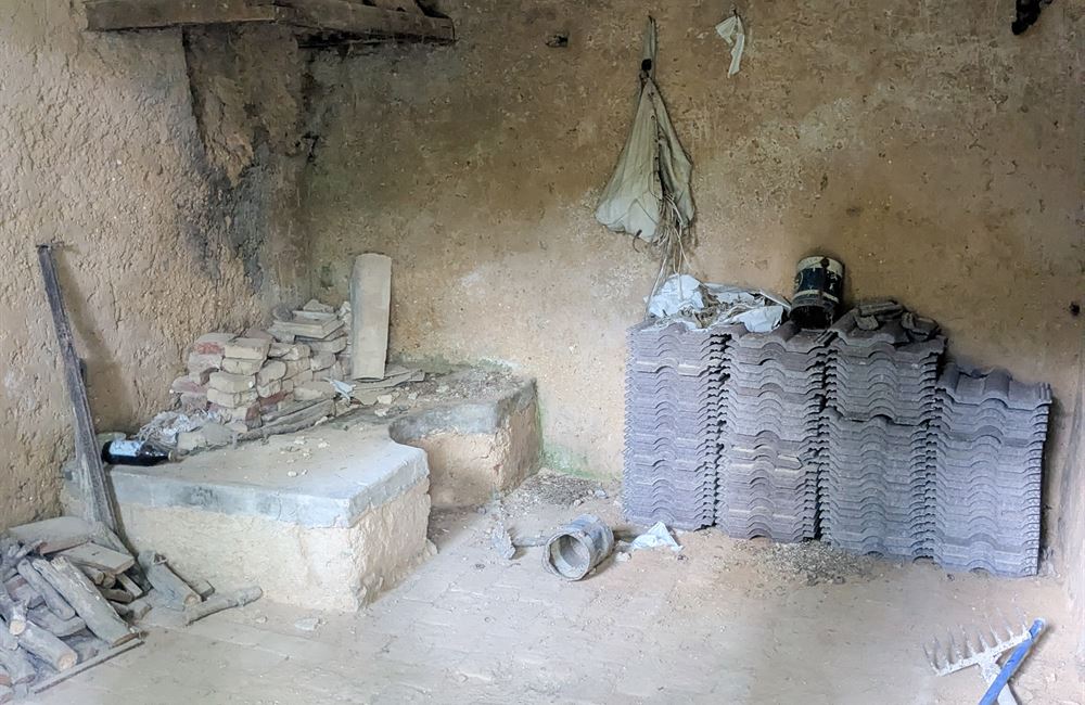 ANTICO FIENILE CON AMPIO TERRENO – POSIZIONE PANORAMICA UNICA - Vendita Fienile Ledro (fraz. Tiarno di Sotto) Valle di Ledro