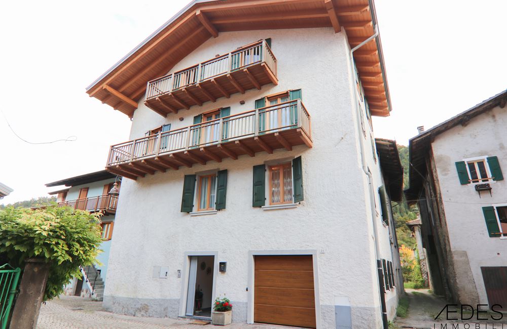 APPARTAMENTO TRILOCALE PARI AL NUOVO CON GARAGE - Vendita Appartamento trilocale Ledro (fraz. Tiarno di Sopra) Valle di Ledro