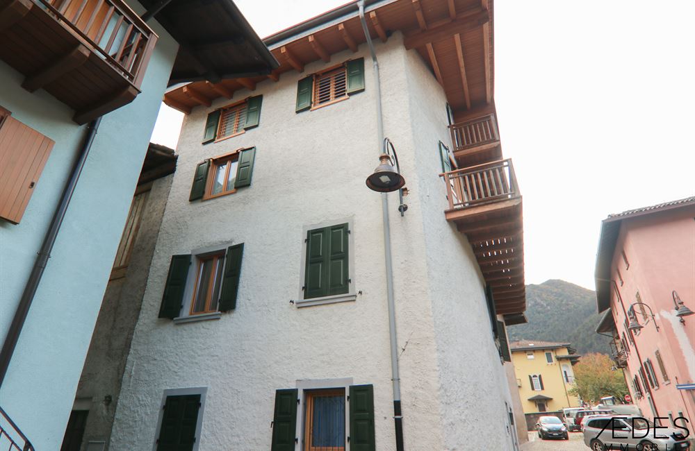 APPARTAMENTO TRILOCALE PARI AL NUOVO CON GARAGE - Vendita Appartamento trilocale Ledro (fraz. Tiarno di Sopra) Valle di Ledro