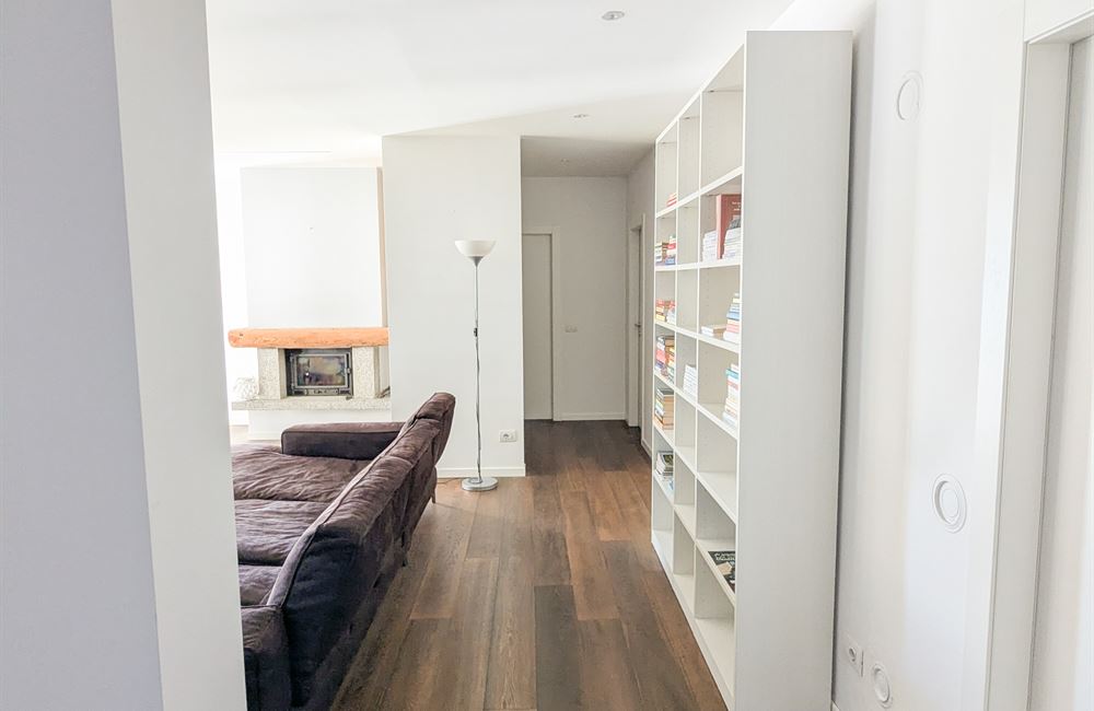 AMPIO APPARTAMENTO RISTRUTTURATO CON TRE CAMERE E TERRAZZO - Vendita Appartamento quadrilocale Ledro (fraz. Molina) Valle di Ledro