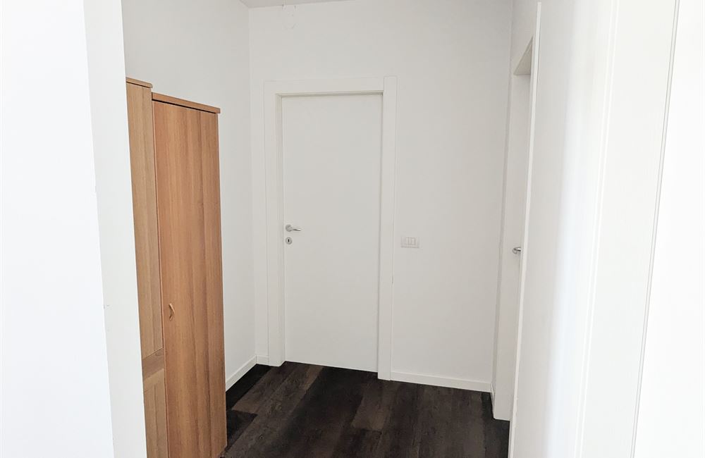 AMPIO APPARTAMENTO RISTRUTTURATO CON TRE CAMERE E TERRAZZO - Vendita Appartamento quadrilocale Ledro (fraz. Molina) Valle di Ledro