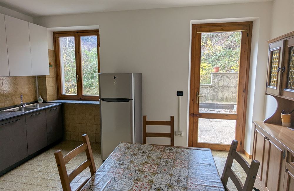 Appartamento in affitto a lungo termine – Bezzecca - Affitto Appartamento quadrilocale Valle di Ledro (fraz. Bezzecca) Valle di Ledro