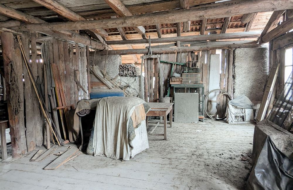 VENDITA EDIFICIO CIELO-TERRA NEL CUORE DI LEGOS – LEDRO - Vendita Edificio terra-cielo Ledro (fraz. Legos) Valle di Ledro