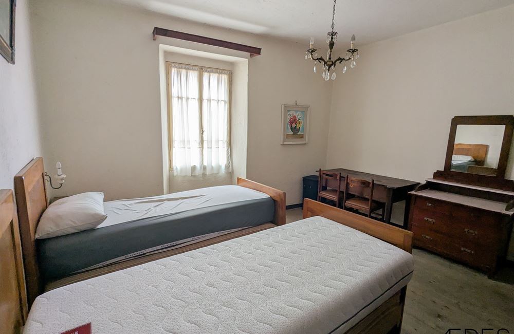 VENDITA EDIFICIO CIELO-TERRA NEL CUORE DI LEGOS – LEDRO - Vendita Edificio terra-cielo Ledro (fraz. Legos) Valle di Ledro