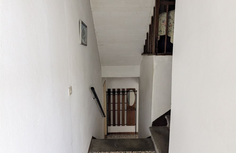 VENDITA EDIFICIO CIELO-TERRA NEL CUORE DI LEGOS – LEDRO - Vendita Edificio terra-cielo Ledro (fraz. Legos) Valle di Ledro