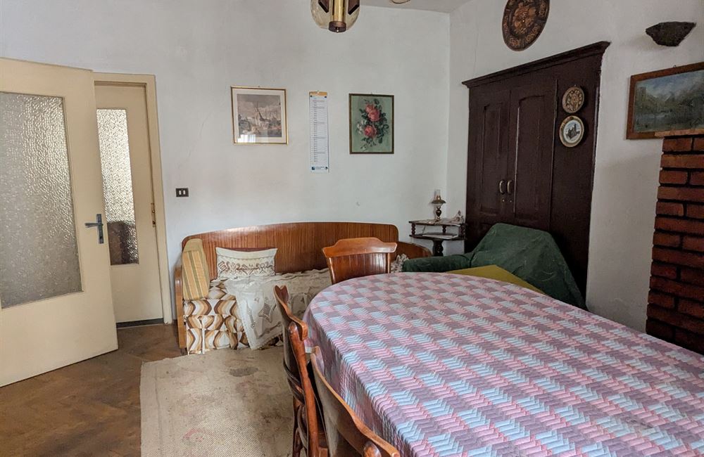 VENDITA EDIFICIO CIELO-TERRA NEL CUORE DI LEGOS – LEDRO - Vendita Edificio terra-cielo Ledro (fraz. Legos) Valle di Ledro