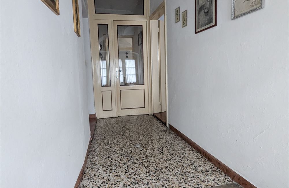 VENDITA EDIFICIO CIELO-TERRA NEL CUORE DI LEGOS – LEDRO - Vendita Edificio terra-cielo Ledro (fraz. Legos) Valle di Ledro