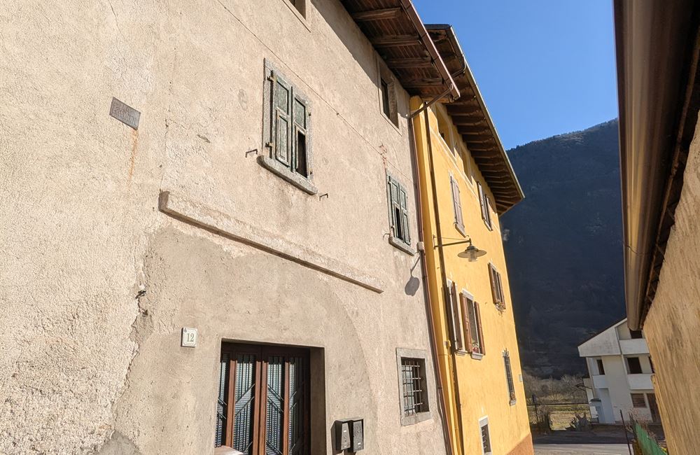 VENDITA EDIFICIO CIELO-TERRA NEL CUORE DI CONDINO - Vendita Edificio terra-cielo Borgo Chiese (fraz. Condino) Altro
