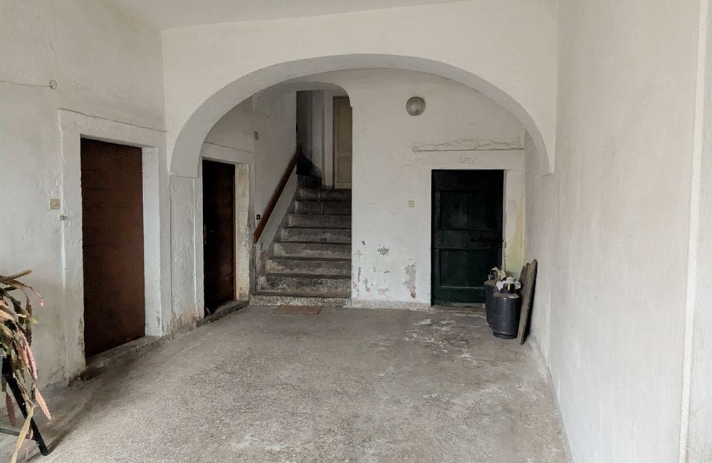 VENDITA EDIFICIO CIELO-TERRA NEL CUORE DI CONDINO - Vendita Edificio terra-cielo Borgo Chiese (fraz. Condino) Altro