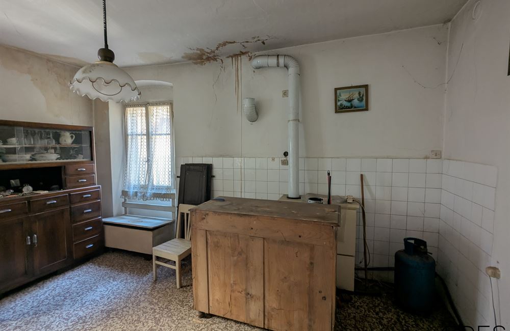 VENDITA EDIFICIO CIELO-TERRA NEL CUORE DI CONDINO - Vendita Edificio terra-cielo Borgo Chiese (fraz. Condino) Altro