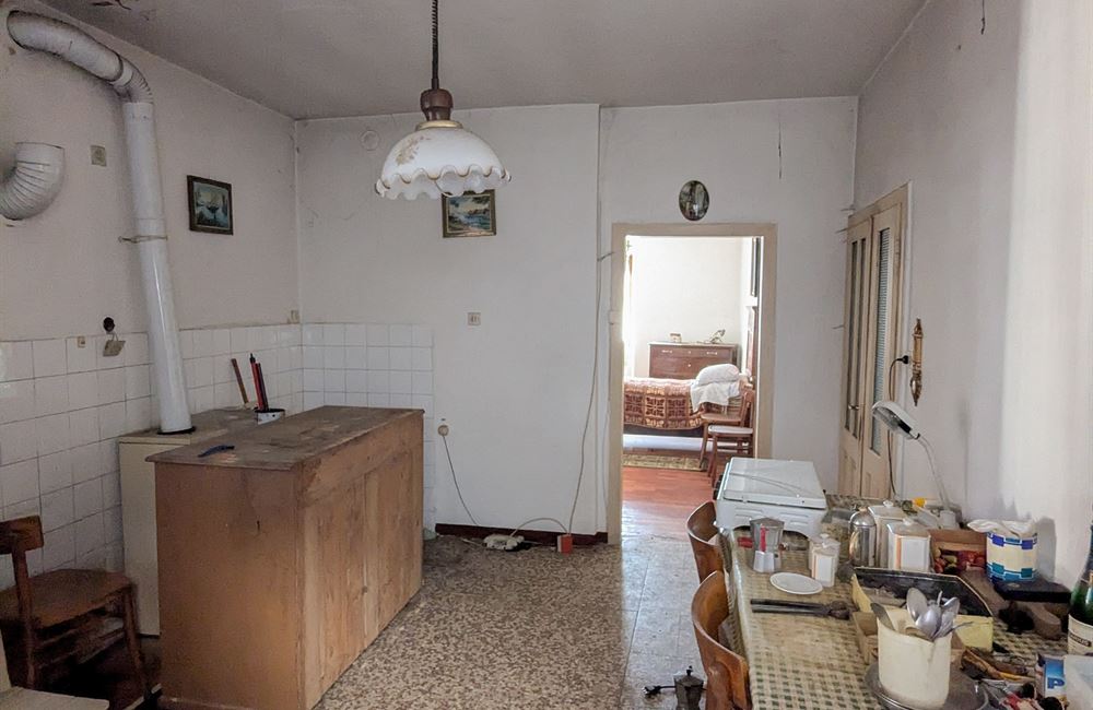 VENDITA EDIFICIO CIELO-TERRA NEL CUORE DI CONDINO - Vendita Edificio terra-cielo Borgo Chiese (fraz. Condino) Altro