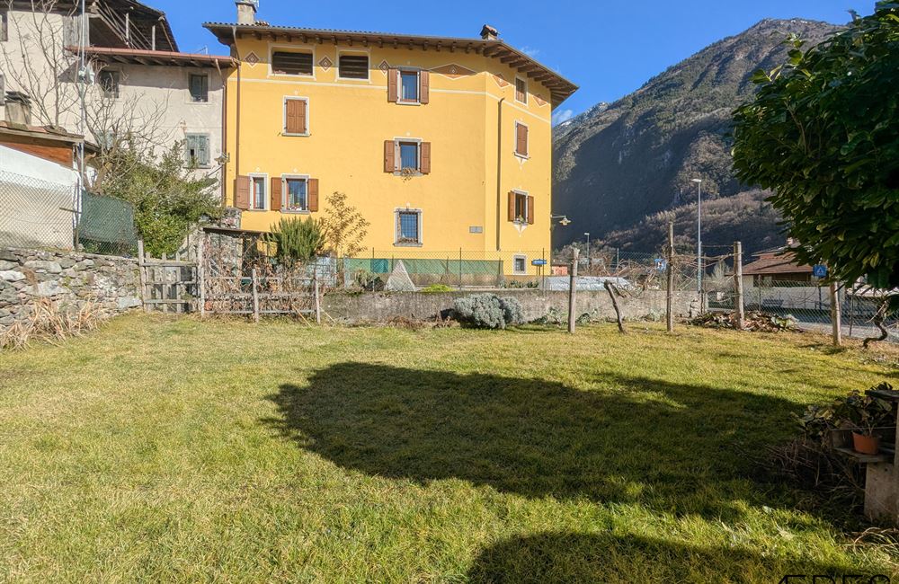 VENDITA EDIFICIO CIELO-TERRA NEL CUORE DI CONDINO - Vendita Edificio terra-cielo Borgo Chiese (fraz. Condino) Altro