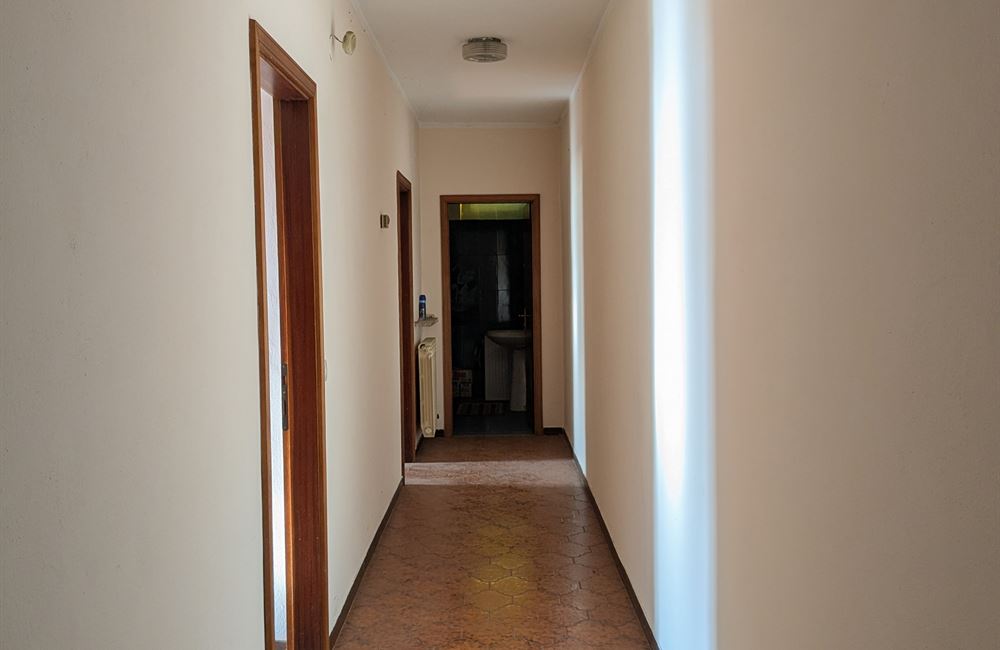 AMPIO QUADRILOCALE CON NUMEROSE PERTINENZE ESCLUSIVE - Vendita Appartamento quadrilocale Borgo Chiese (fraz. Condino) Altro