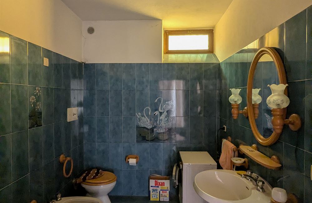 AMPIO QUADRILOCALE CON NUMEROSE PERTINENZE ESCLUSIVE - Vendita Appartamento quadrilocale Borgo Chiese (fraz. Condino) Altro