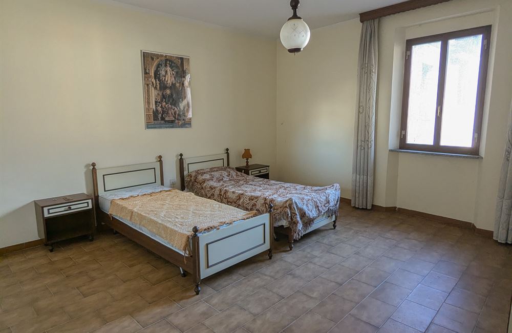 AMPIO QUADRILOCALE CON NUMEROSE PERTINENZE ESCLUSIVE - Vendita Appartamento quadrilocale Borgo Chiese (fraz. Condino) Altro