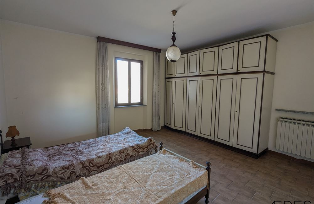 AMPIO QUADRILOCALE CON NUMEROSE PERTINENZE ESCLUSIVE - Vendita Appartamento quadrilocale Borgo Chiese (fraz. Condino) Altro