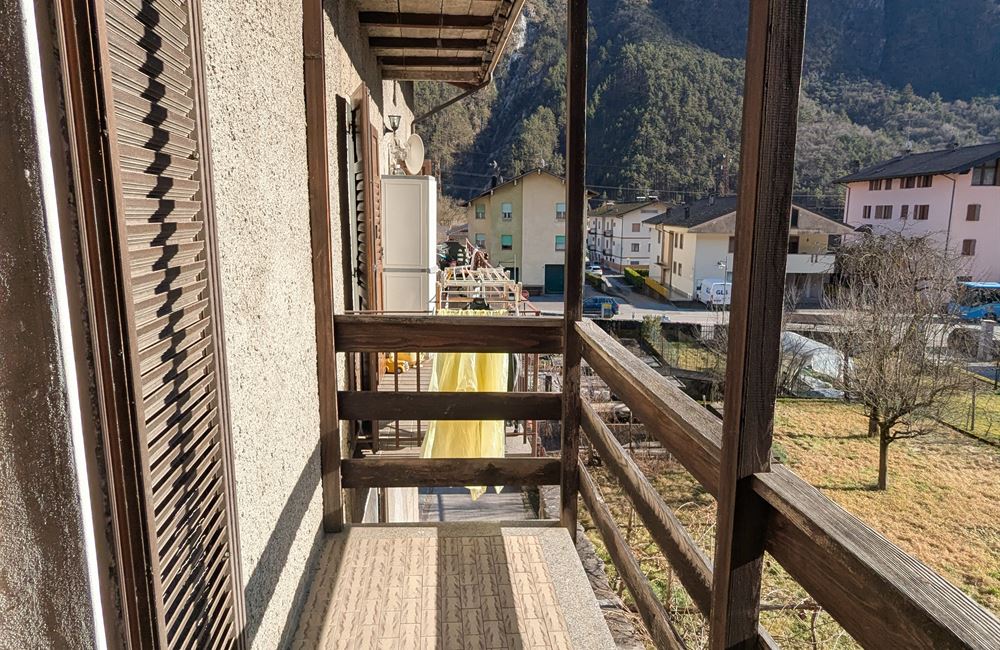 AMPIO QUADRILOCALE CON NUMEROSE PERTINENZE ESCLUSIVE - Vendita Appartamento quadrilocale Borgo Chiese (fraz. Condino) Altro