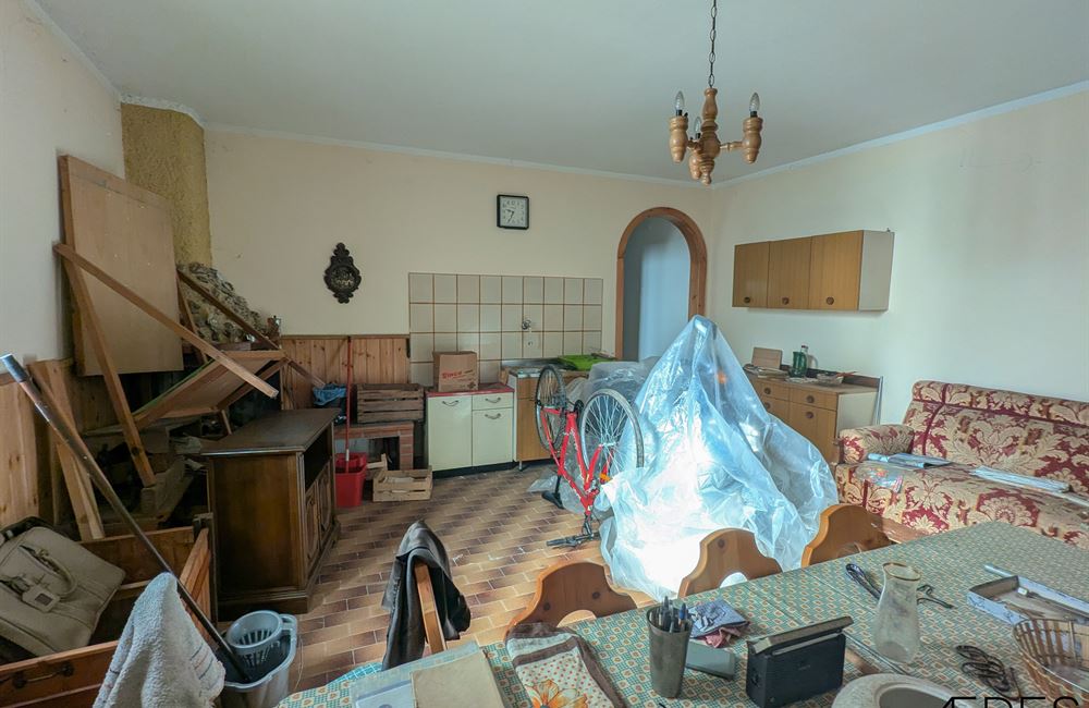 AMPIO QUADRILOCALE CON NUMEROSE PERTINENZE ESCLUSIVE - Vendita Appartamento quadrilocale Borgo Chiese (fraz. Condino) Altro