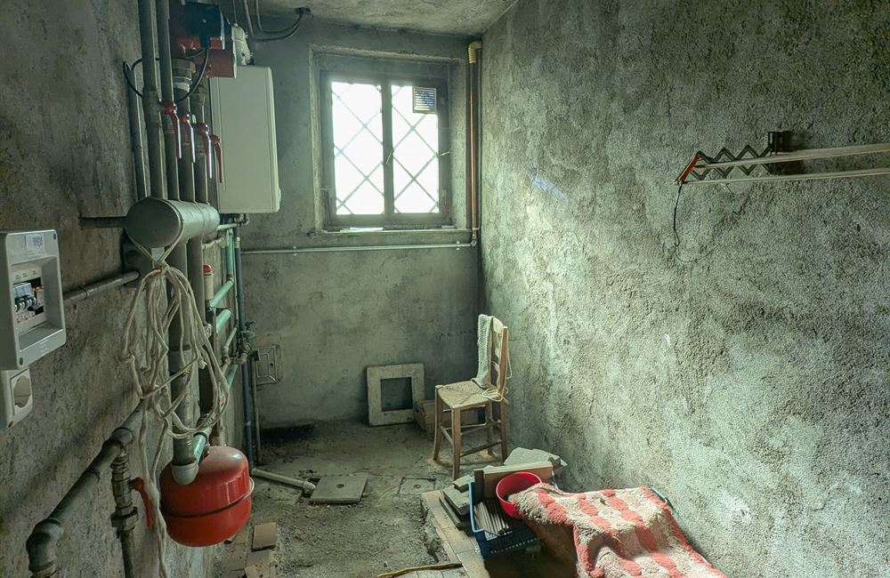 AMPIO QUADRILOCALE CON NUMEROSE PERTINENZE ESCLUSIVE - Vendita Appartamento quadrilocale Borgo Chiese (fraz. Condino) Altro