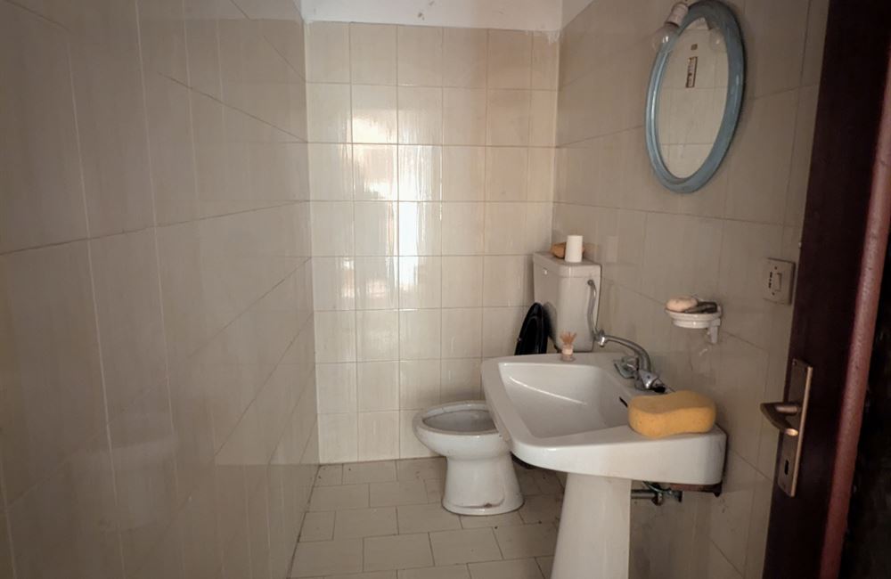 AMPIO QUADRILOCALE CON NUMEROSE PERTINENZE ESCLUSIVE - Vendita Appartamento quadrilocale Borgo Chiese (fraz. Condino) Altro