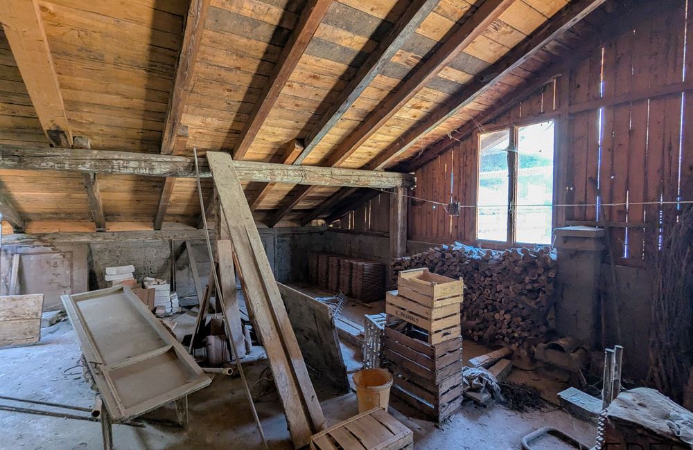 AMPIO QUADRILOCALE CON NUMEROSE PERTINENZE ESCLUSIVE - Vendita Appartamento quadrilocale Borgo Chiese (fraz. Condino) Altro