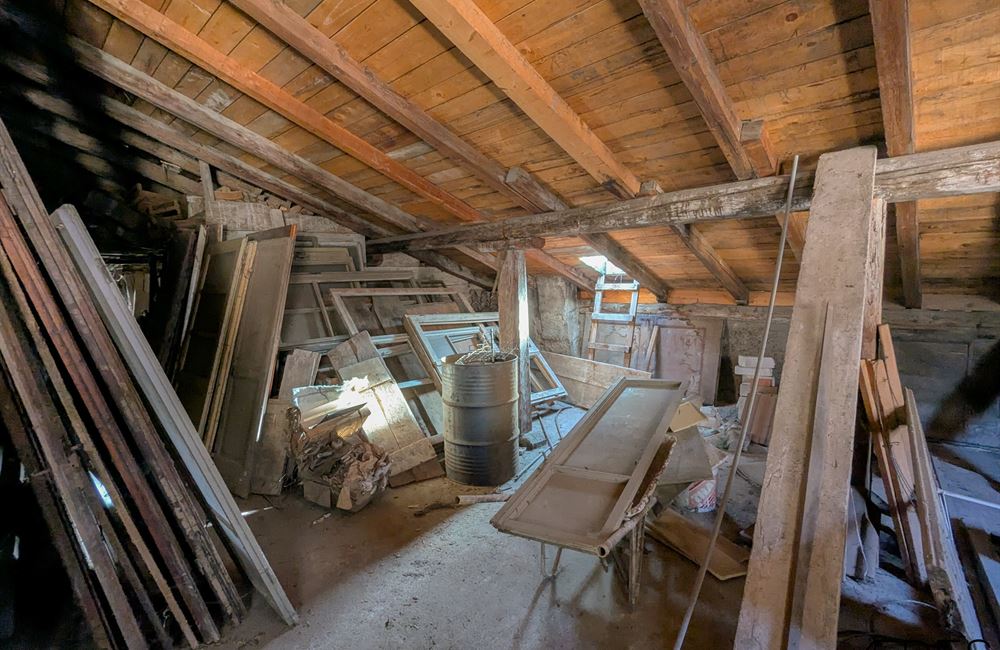 AMPIO QUADRILOCALE CON NUMEROSE PERTINENZE ESCLUSIVE - Vendita Appartamento quadrilocale Borgo Chiese (fraz. Condino) Altro