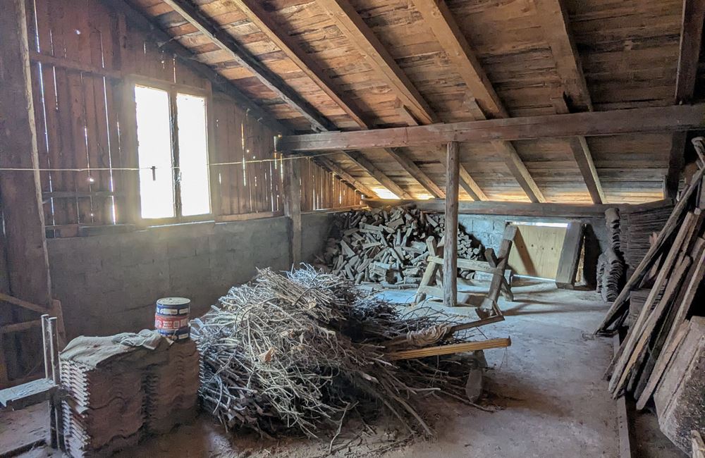 AMPIO QUADRILOCALE CON NUMEROSE PERTINENZE ESCLUSIVE - Vendita Appartamento quadrilocale Borgo Chiese (fraz. Condino) Altro