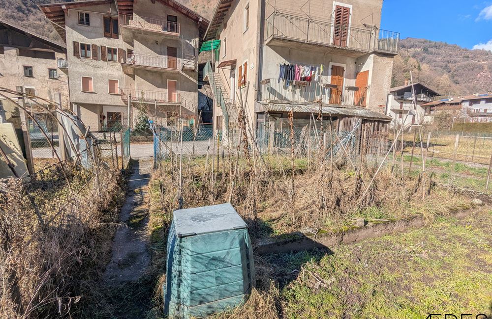 AMPIO QUADRILOCALE CON NUMEROSE PERTINENZE ESCLUSIVE - Vendita Appartamento quadrilocale Borgo Chiese (fraz. Condino) Altro