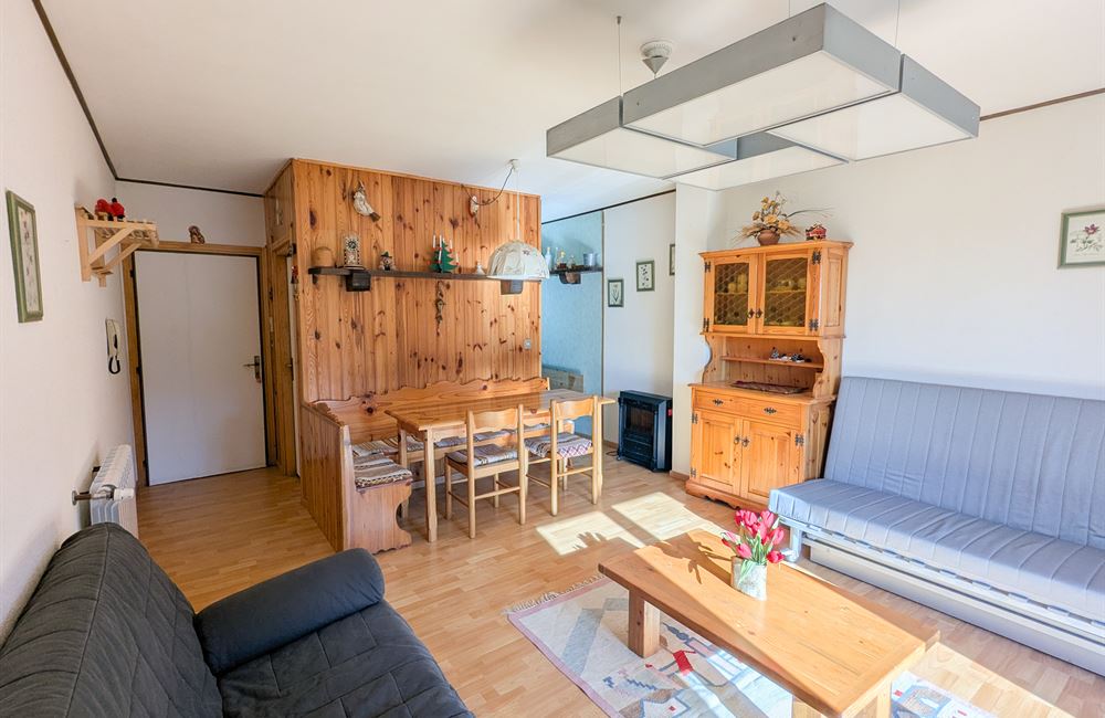 MONOLOCALE CON BALCONE E CANTINA - Vendita Appartamento monolocale Loc. Tremalzo  Valle di Ledro