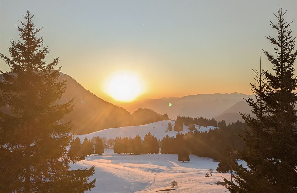 TRILOCALE CON BALCONE, CANTINA E GARAGE – IMMERSO NELLA NATURA DI TREMALZO - Vendita Appartamento trilocale Loc. Tremalzo Valle di Ledro